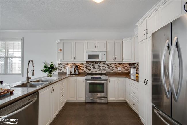 1 Argyll Crt, House other with 3 bedrooms, 3 bathrooms and 6 parking in Bracebridge ON | Image 5