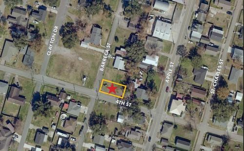 821 4th St, Norco, LA, 70079-2367 | Card Image