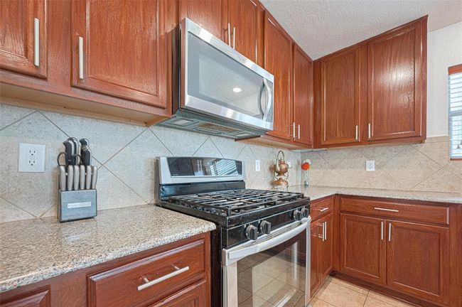 The Stainless Steal appliances | Image 16