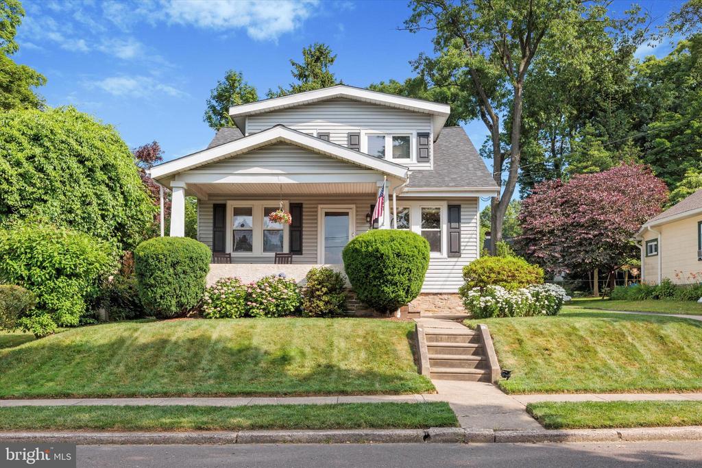 Elm Ave, Glenside, PA 19038
