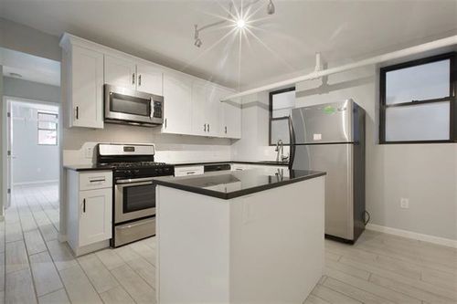 apt-b1-118 Corbin Ave, Jersey City, NJ, 07306-7200 | Card Image