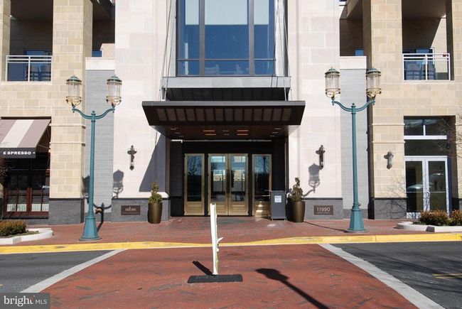UNIT-805 - 11990 Market St, Condo with 3 bedrooms, 2 bathrooms and null parking in RESTON VA | Image 33
