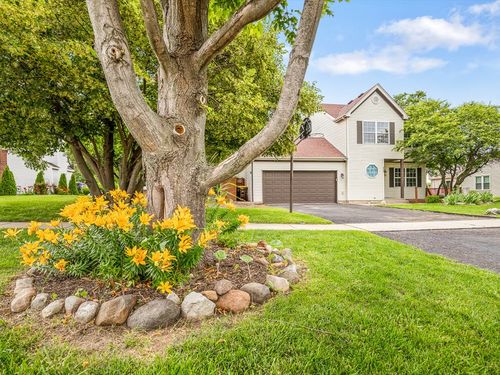 2006 Grandview Trl, Belvidere, IL, 61008-7329 | Card Image
