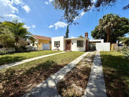 631 33rd St, West Palm Beach, FL, 33407-4819 | Card Image