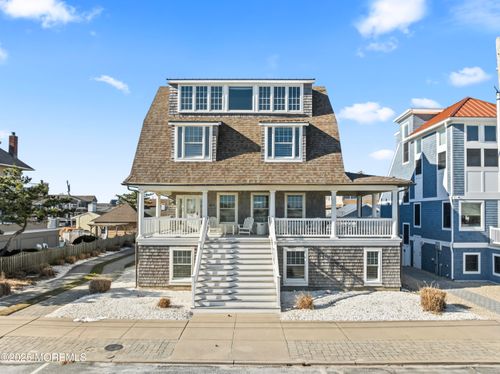 809 S Ocean Ave, Seaside Park, NJ, 08752-1846 | Card Image