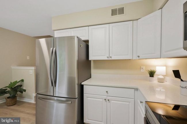 7470 Laurel Oak Ct, Townhouse with 2 bedrooms, 3 bathrooms and null parking in SPRINGFIELD VA | Image 12
