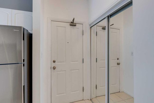 302 - 42 6a St Ne, Condo with 2 bedrooms, 2 bathrooms and 1 parking in Calgary AB | Image 7