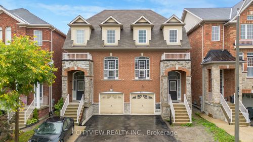 26 Betty Nagle St, Toronto, ON, M9M0E2 | Card Image