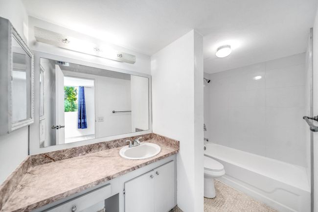 APT-208M - 8320 Sands Point Blvd, Condo with 2 bedrooms, 2 bathrooms and null parking in Tamarac FL | Image 11