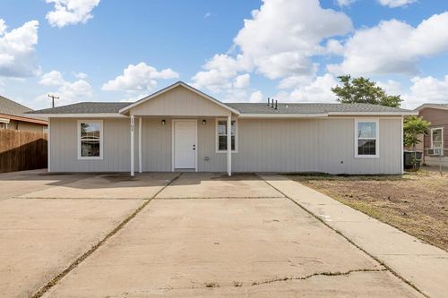 1705 S Marshall St, Midland, TX, 79701-8266 | Card Image