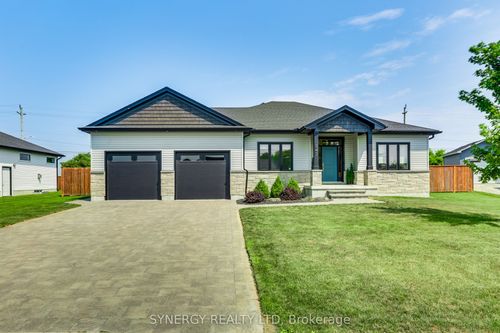 547 Scenic Crt, Watford, ON, N0M2S0 | Card Image