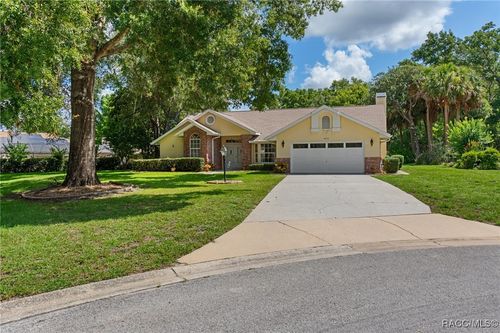 5905 W Leith Ct, Crystal River, FL, 34429-5784 | Card Image