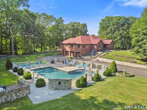 35 Golden Hill Ln, Shelton, CT, 06484-1673 | Card Image