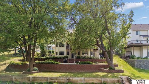8932 Cass Cir, Plattsmouth, NE, 68048-4745 | Card Image