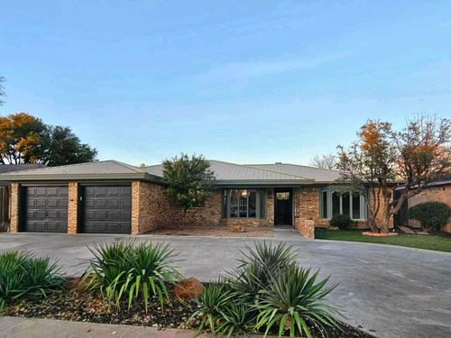 3710 75th St, Lubbock, TX, 79423-1204 | Card Image