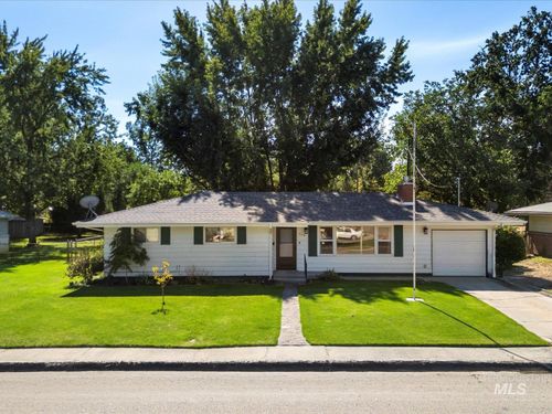 406 15th Ave N, Payette, ID, 83661-2040 | Card Image