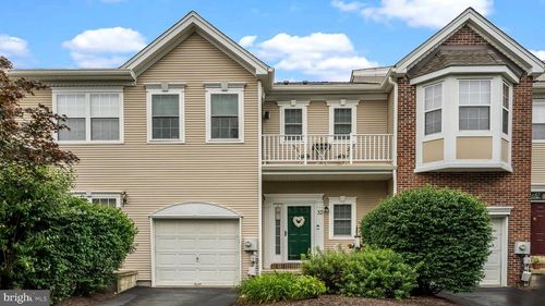 32 Tankard Ln, WASHINGTON CROSSING, PA, 18977-1159 | Card Image