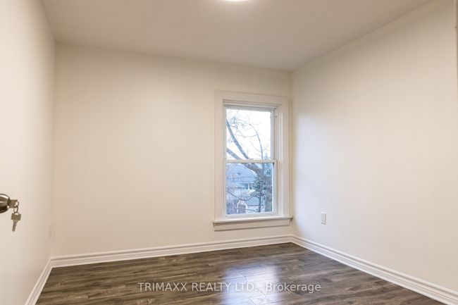 45 Chestnut St E, House other with 3 bedrooms, 2 bathrooms and 2 parking in Saint Catharines ON | Image 17