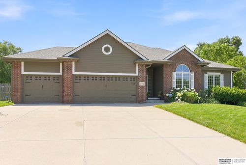 17321 Spencer St, Omaha, NE, 68116-2326 | Card Image