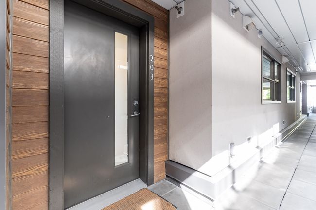 View of exterior entry with elevator | Image 25