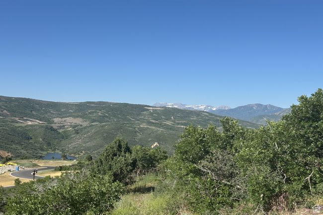 View of mountain background | Image 4