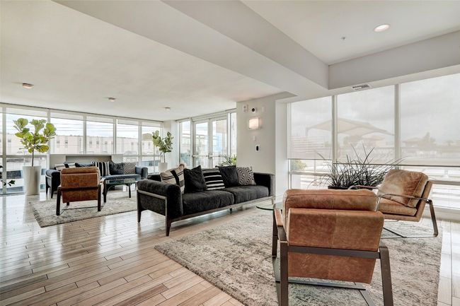 APT-1301 - 300 Bowie St, Condo with 2 bedrooms, 2 bathrooms and 2 parking in Austin TX | Image 37