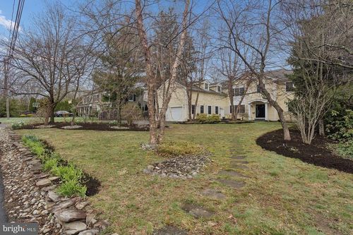 29 Dempsey Ave, Princeton, NJ, 08540-3409 | Card Image