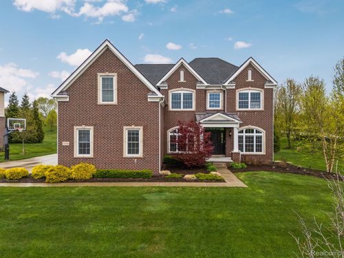 24288 Nepavine Dr, Novi, MI, 48374-2571 | Card Image