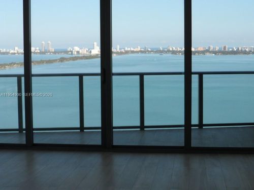 apt-2501-460 Ne 28th St, Miami, FL, 33137-4684 | Card Image