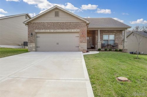 8013 Villa Valley Ln, Caseyville, IL, 62232-1155 | Card Image