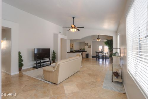 687 N Gregory Pl, Chandler, AZ, 85226-5824 | Card Image