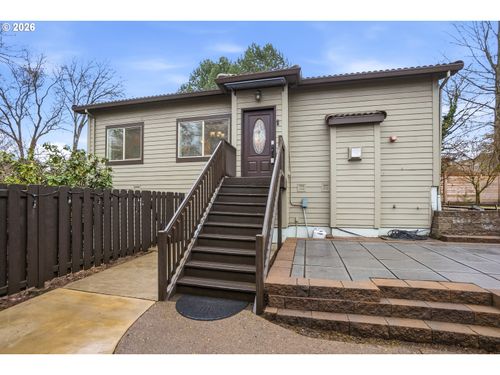 7704 Sw Cresmoor Dr, Beaverton, OR, 97008-5936 | Card Image