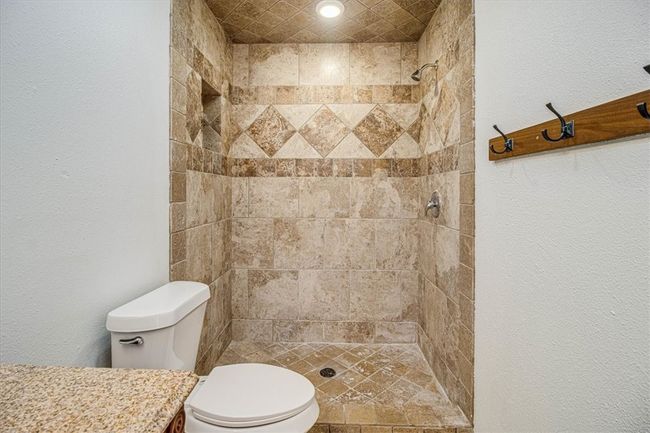 J - 7122 Premont Dr, Condo with 1 bedrooms, 1 bathrooms and 2 parking in Corpus Christi TX | Image 21