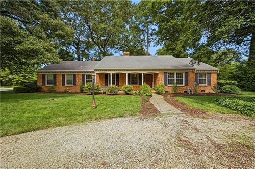 4348 Thoroughgood Dr, Virginia Beach, VA, 23455-4439 | Card Image