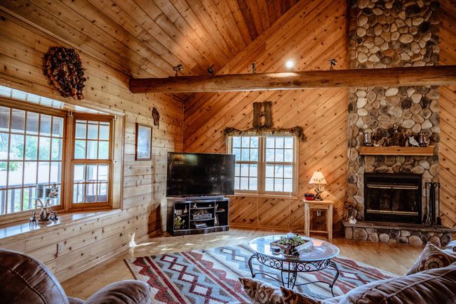 W5873 Pheasant Dr, House other with 3 bedrooms, 2 bathrooms and null parking in New Lisbon WI | Image 7