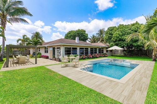 124 Rivera Ave, Royal Palm Beach, FL, 33411-1002 | Card Image