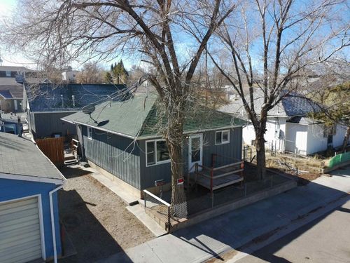 916 Potter St, Rock Springs, WY, 82901-6458 | Card Image