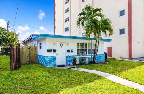 1711 Buchanan St, Hollywood, FL, 33020-4096 | Card Image
