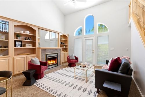 3652 1000, Pleasant View, UT, 84414-1395 | Card Image
