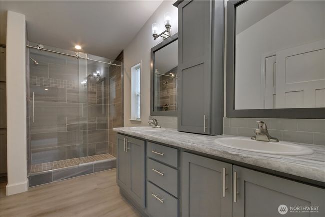 ***Photo of a different home that's the same model | Image 13