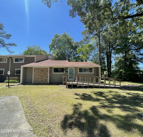 1 Quarterdeck Townes, New Bern, NC, 28562-8825 | Card Image