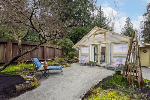 5699 Trident Ave, Sechelt, BC, V7Z | Card Image