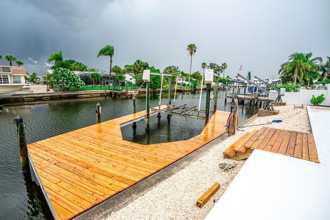 913 Spindle Palm Way, House other with 4 bedrooms, 2 bathrooms and null parking in APOLLO BEACH FL | Image 36