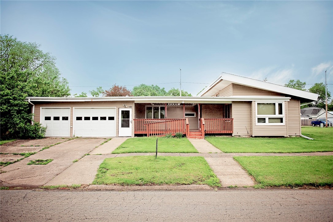 High St, Baxter, IA 50028