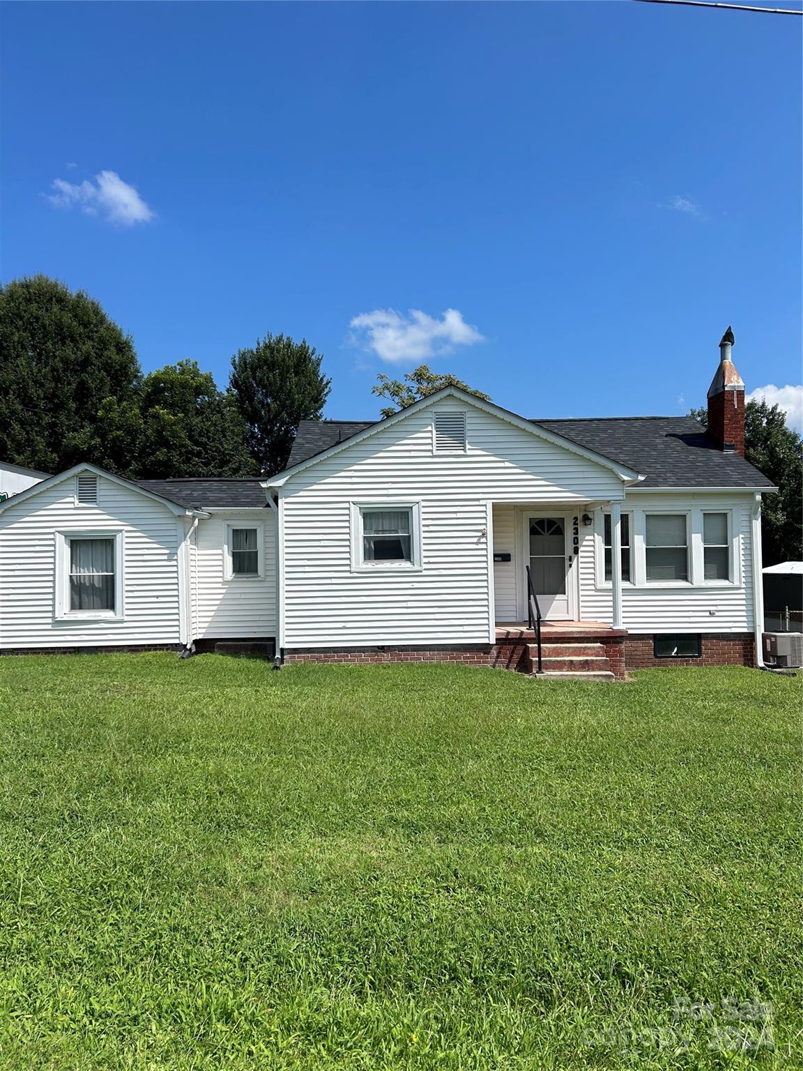 Dawson St, Kannapolis, NC 28081