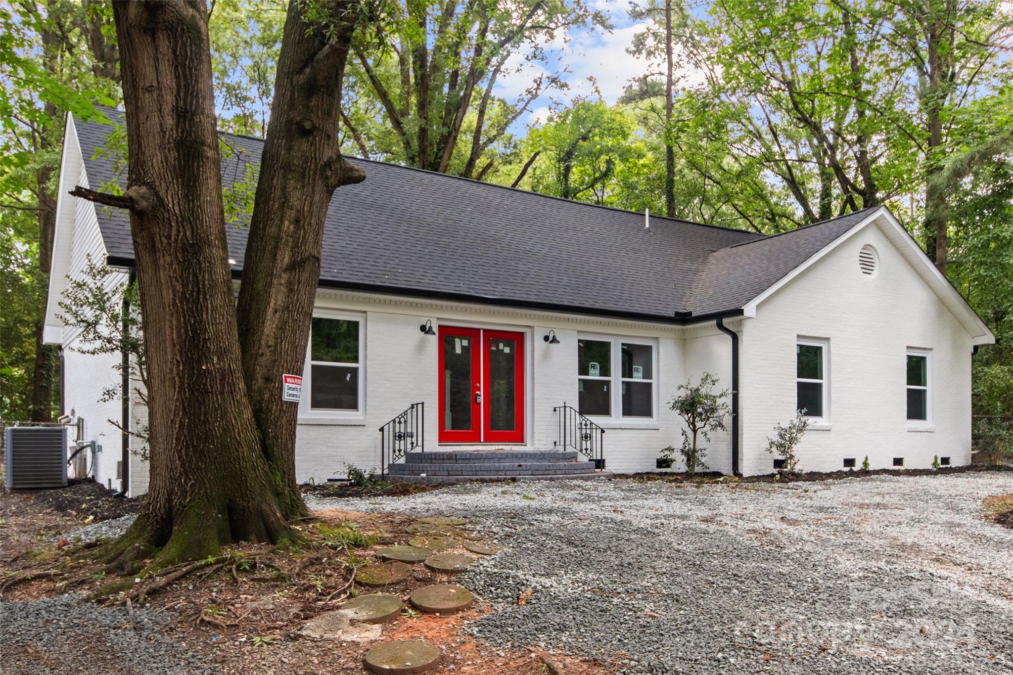 Rolling Hill Dr, Charlotte, NC 28213