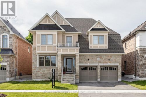 253 Danny Wheeler Blvd, Keswick, ON, L4P0J9 | Card Image