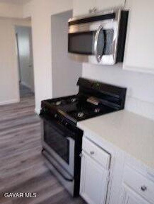 2-3010 Milton Dr, Mojave, CA, 93501-1374 | Card Image