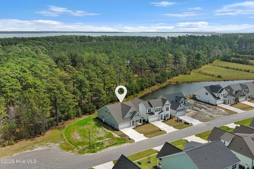 222 Windswept Ln, Beaufort, NC, 28516-1136 | Card Image
