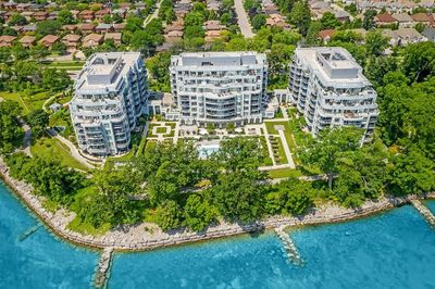 520 - 3500 Lakeshore Rd W, Condo with 1 bedrooms, 1 bathrooms and 1 parking in Oakville ON | Image 1